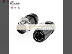 2000V AC 絶縁電圧 35A 最大電流の水性電源コネクタ